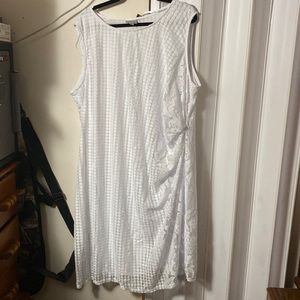 White avenue dress